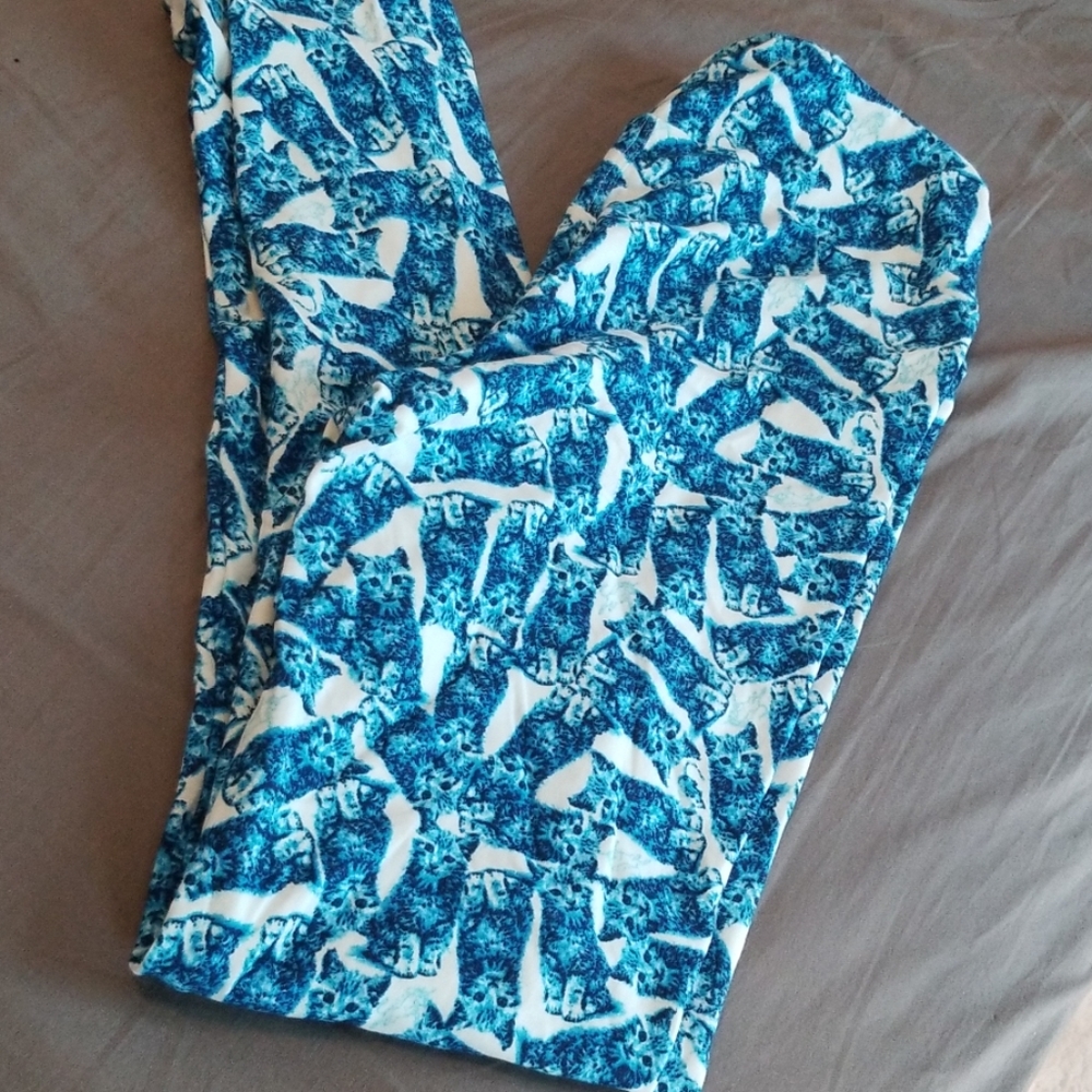Lularoe cat leggings